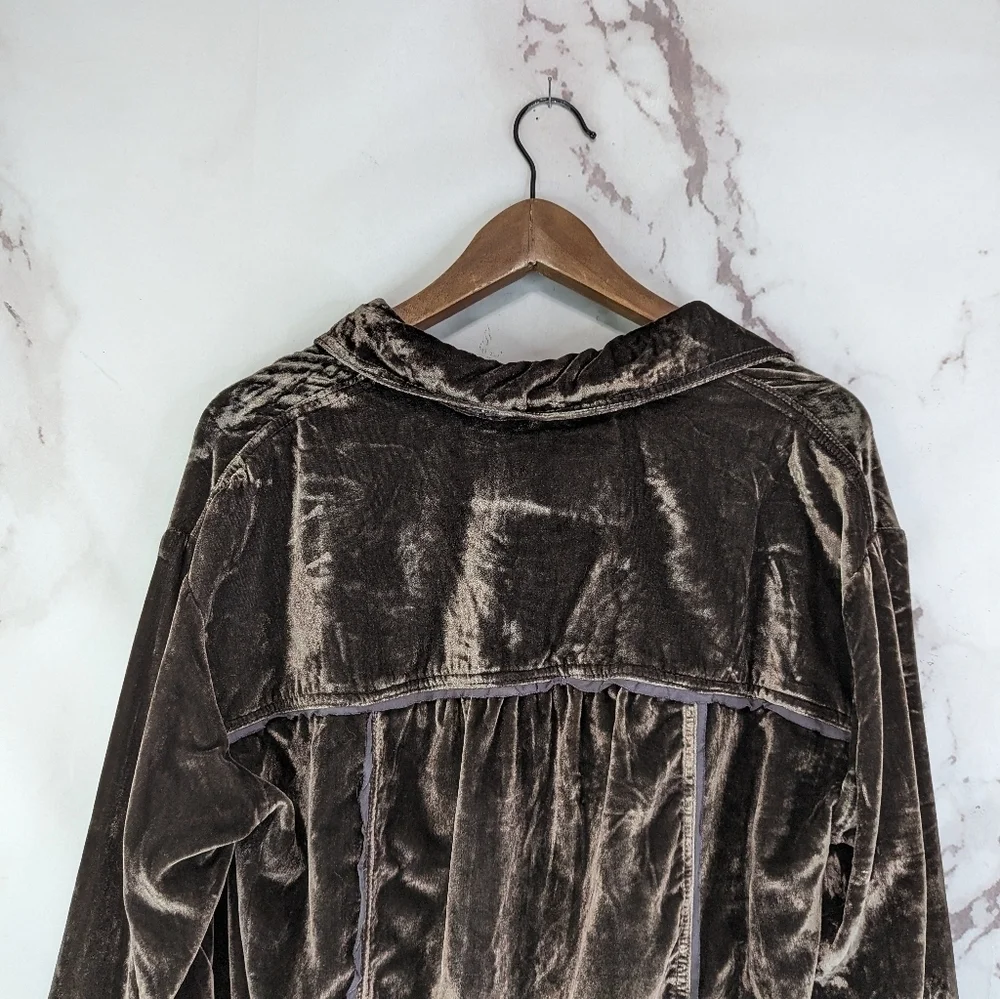 Free People Top Womens XS Brown Crushed Velvet Button Up We The Free Marianne